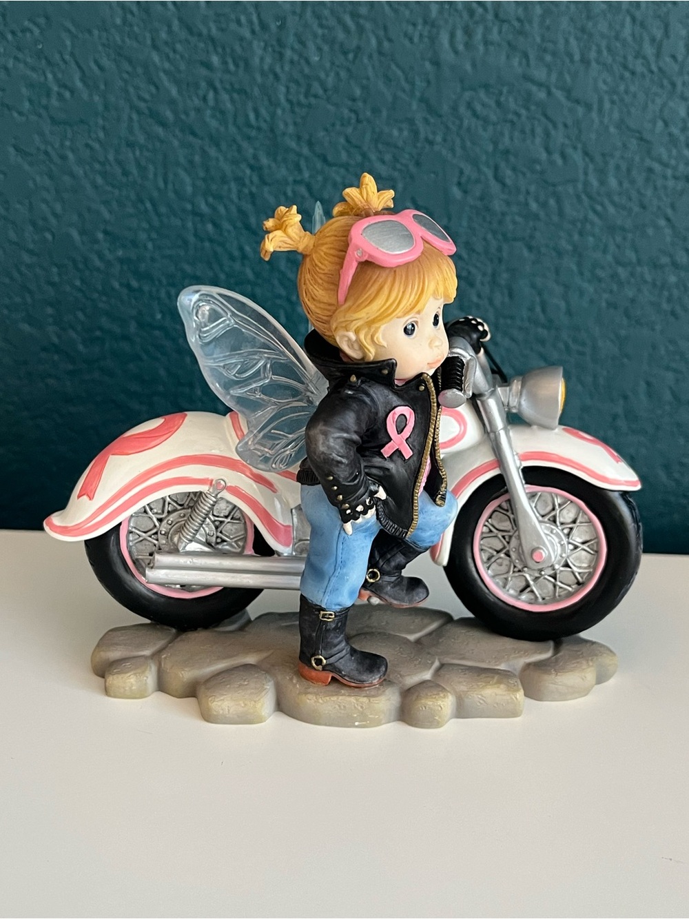 Enesco My Little Kitchen Fairies: Hope on Wheels Breast Cancer Awareness Figure - Picture 2 of 8